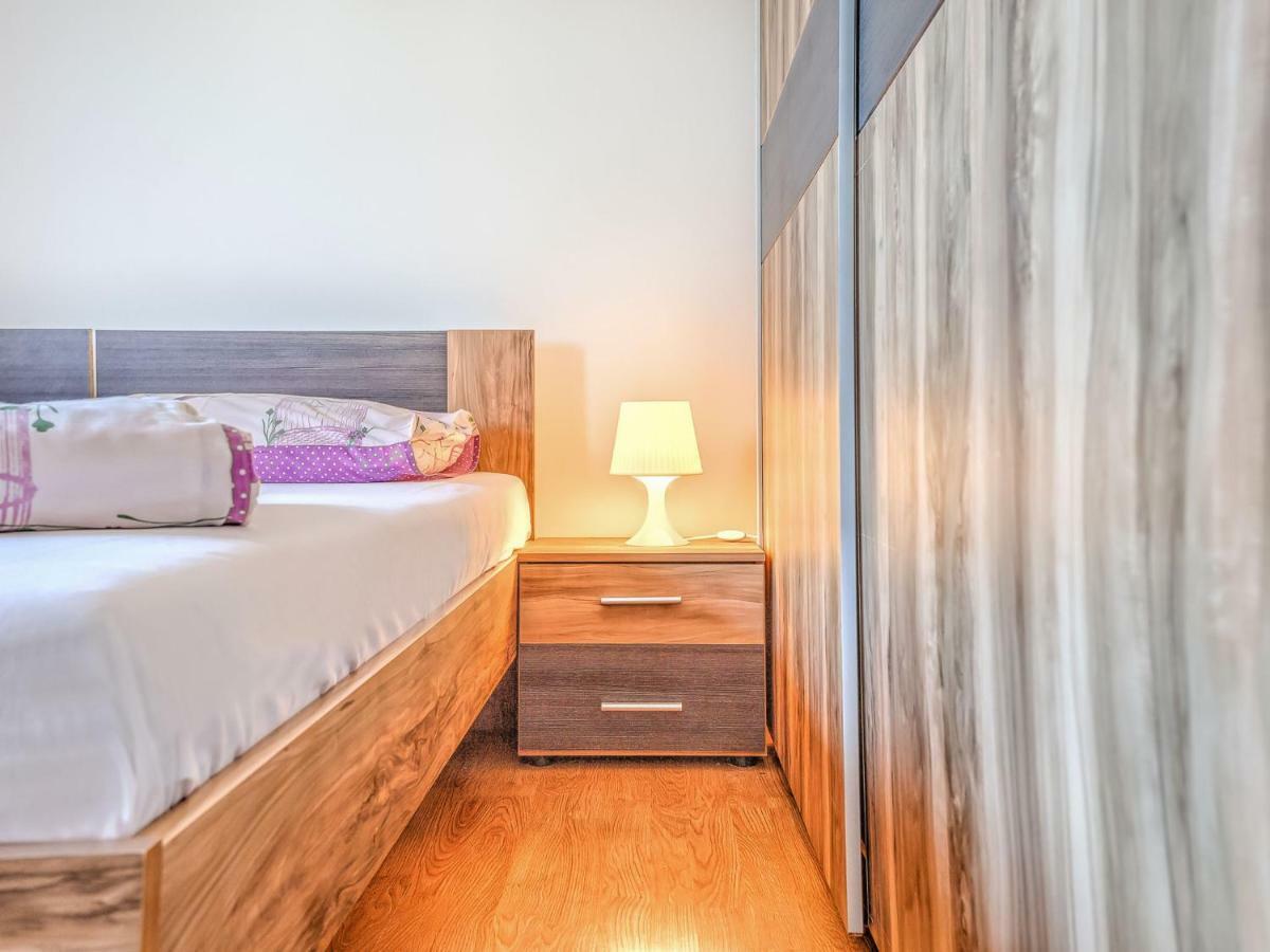 Apartment Ulika-2 By Interhome Tar-Vabriga ภายนอก รูปภาพ